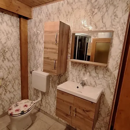 Haus Alexander Nyaraló